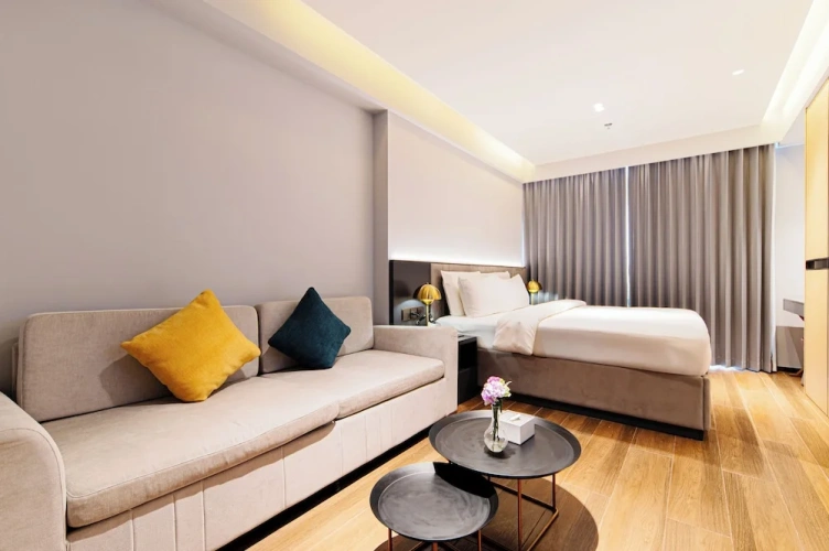 Superior Double room with city view