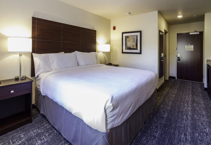 Cobblestone Inn & Suites - Springfield