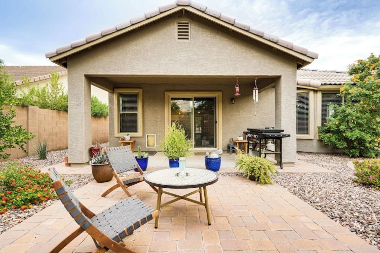3 Bedrooms Cottage