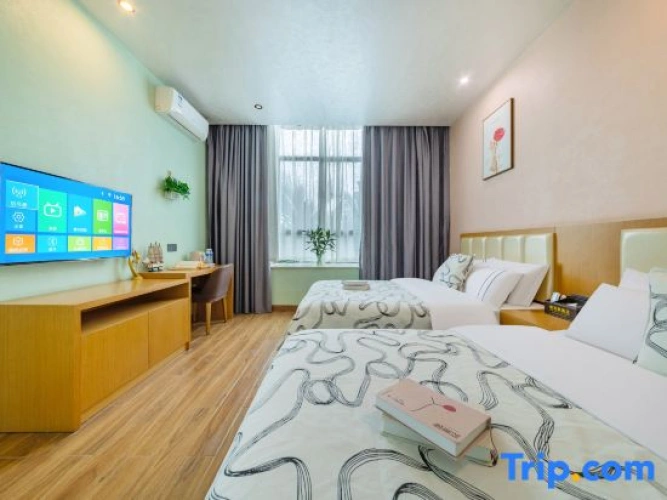 2 Bedrooms Family Suite