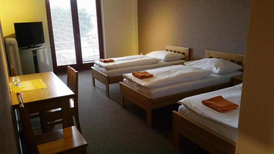 Standard Triple room with balcony
