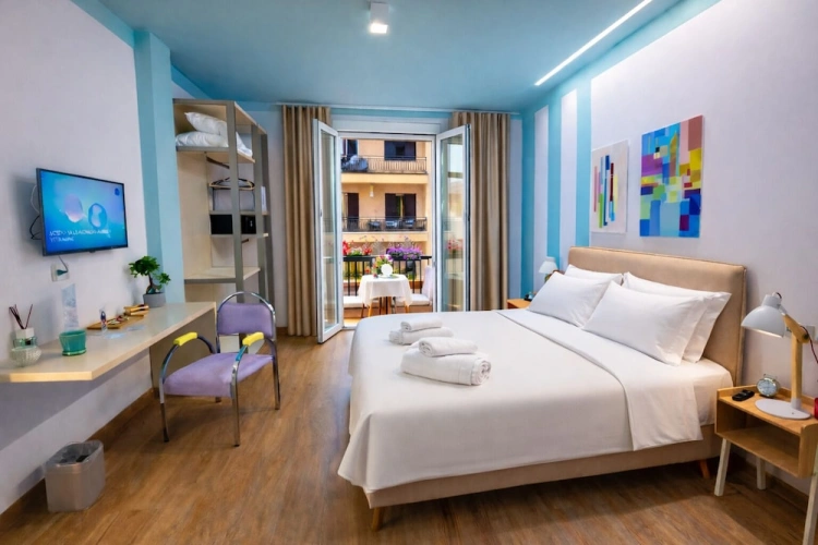 Superior Double room with balcony and with city view
