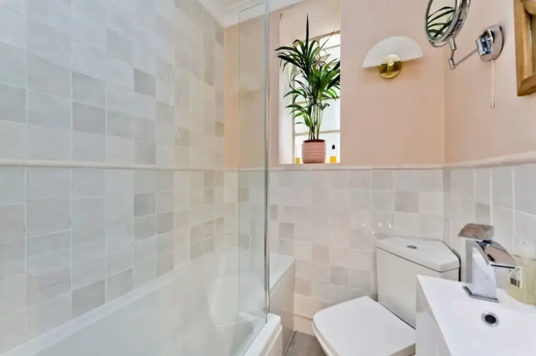 Studio Flat w Garden Access Holland Park