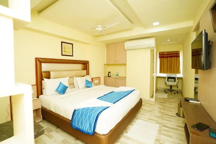 Hotel SK Riverfront