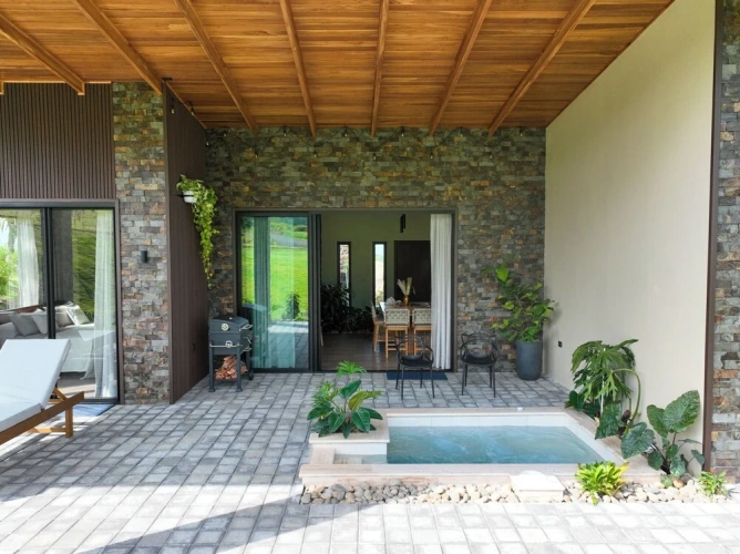 Deluxe Villa