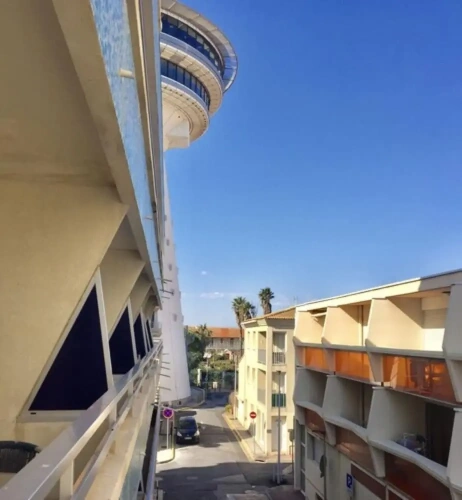 Standard Double room with balcony and with partial sea view
