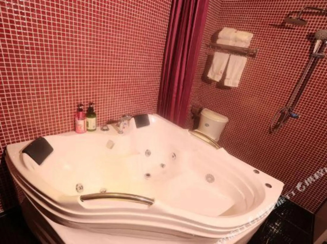 Beijing Vodran Lovers Hotel
