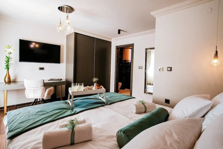 Luxury Rooms VINDEMIÆ