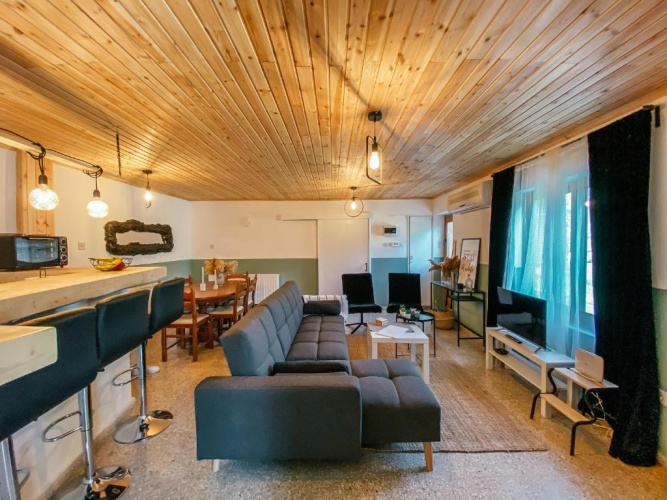 2 Bedrooms Cottage