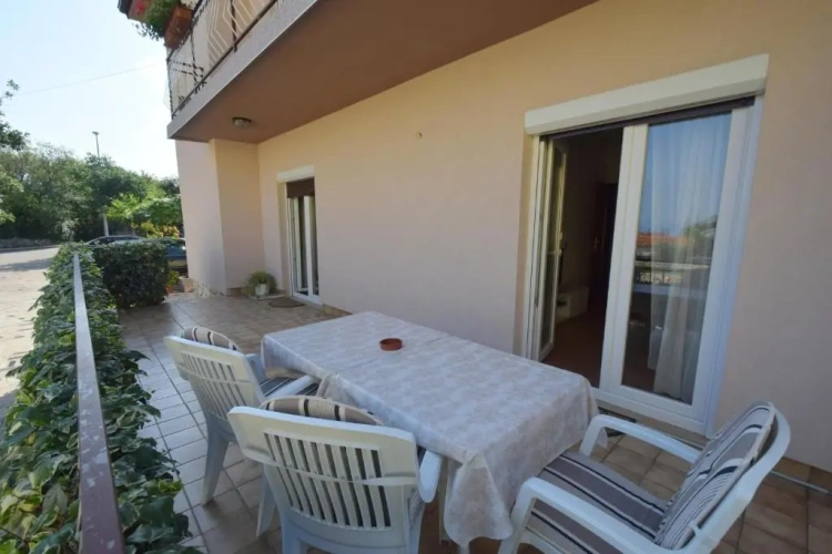 1 Bedroom Double Apartment