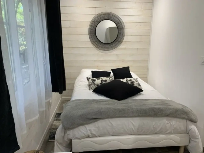 Standard Sextuple room