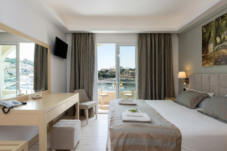 Melina Bay Boutique Hotel