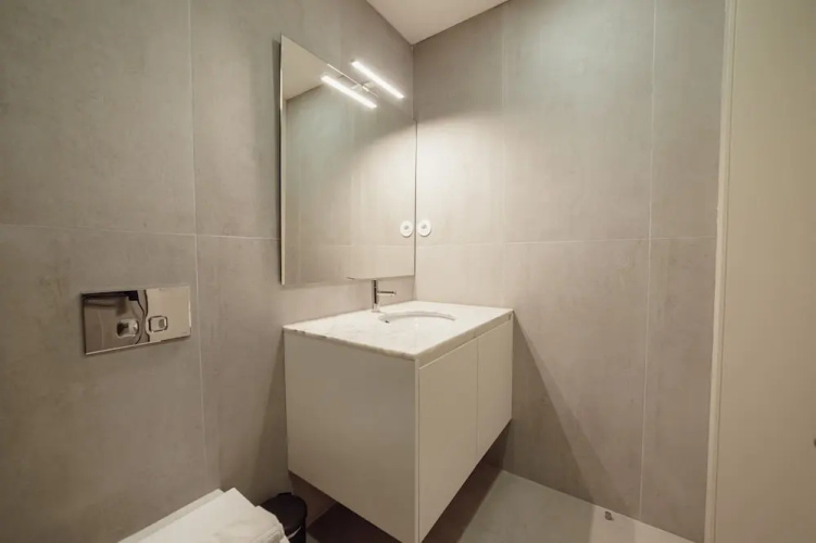 Gaia Premium B Apartment by Vacationy