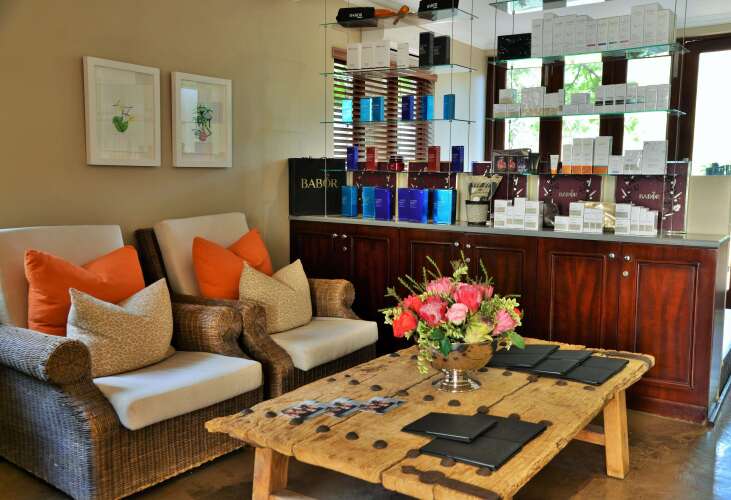 Kwa Maritane Bush LodgeOver view