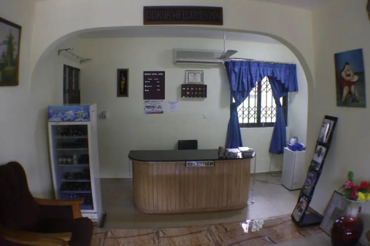 Dokua Royal Hotel