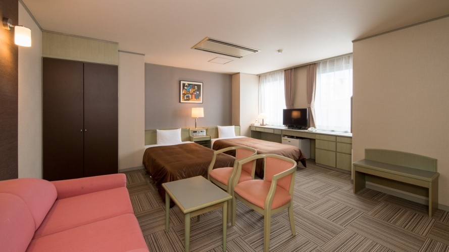 Twin Suite