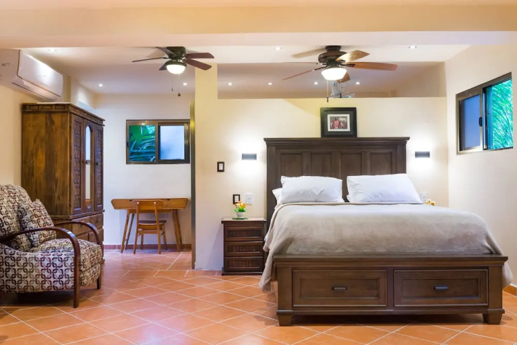 Deluxe Private Villa with Pool