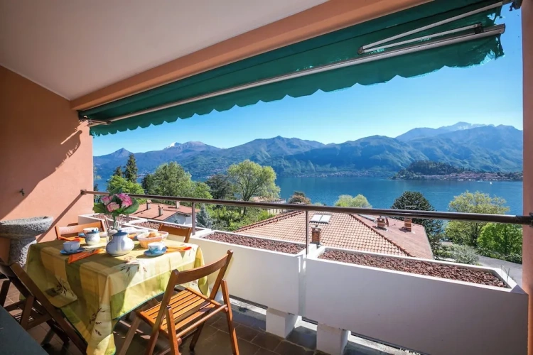 Family Apartment with balcony