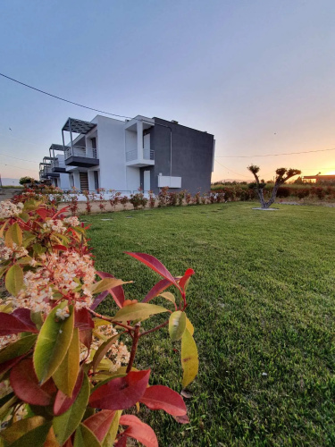 Thalassa & Thalassa Prive Residential Complex