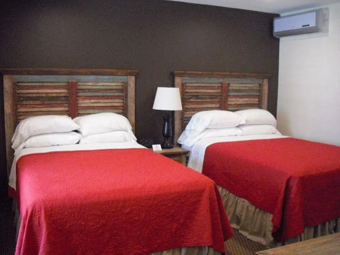 Lake Bastrop Lodge