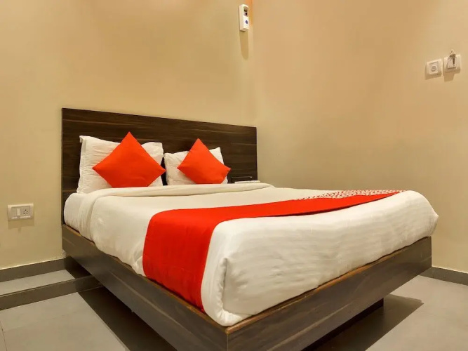 Hotel Terminus Square by OYO