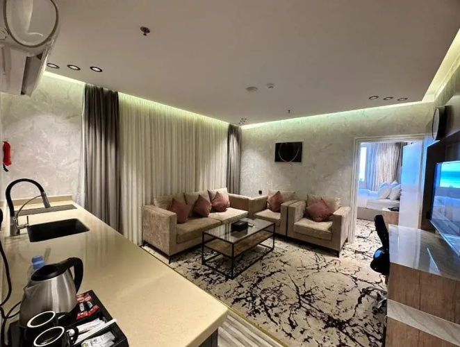 Hyatt Town 3