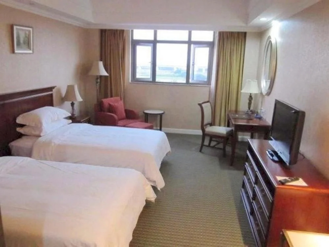 SIP Ecological Science Lyric Hotel