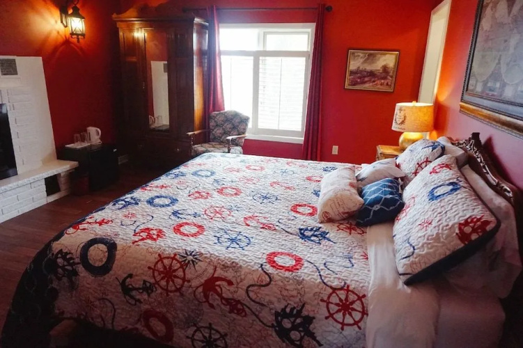 Butterfly Manor Bed & Breakfast
