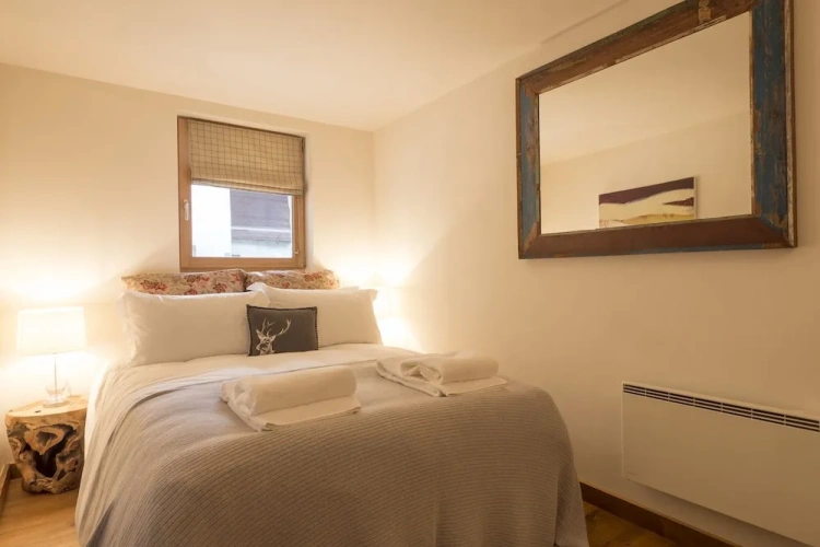 2 Bedrooms Chalet