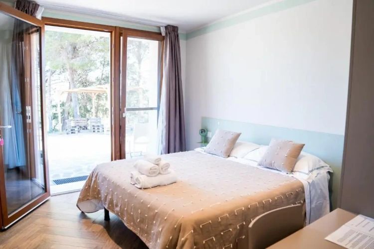 Standard Double room with garden view