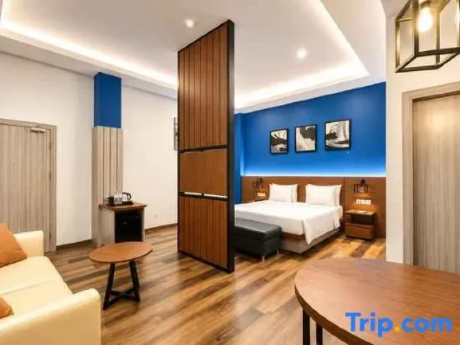 Double Suite
