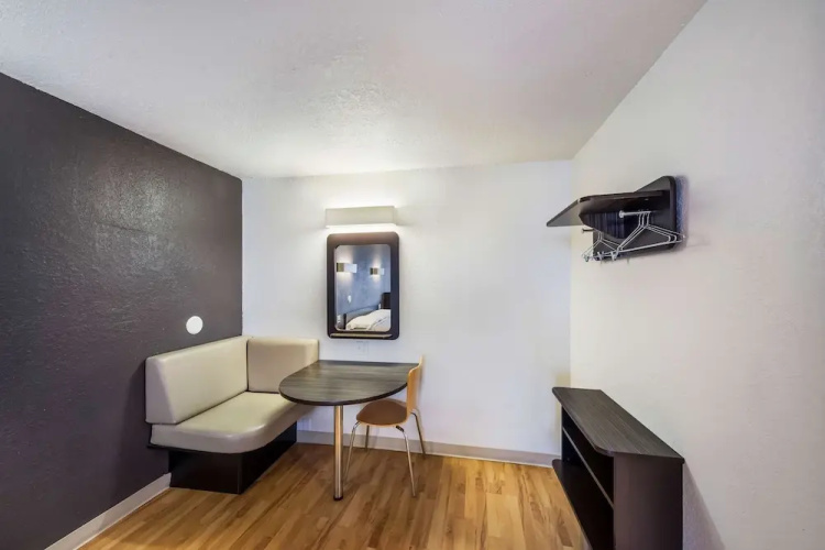 Studio 6 Irving, TX - Irving DFW Airport East