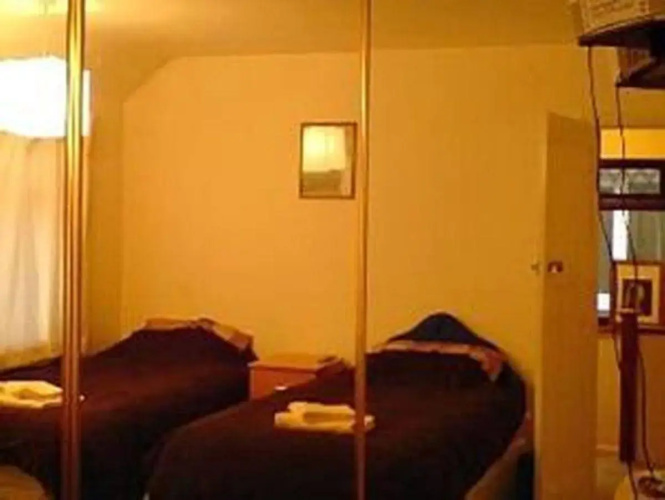 Revive Lodge Heathrow
