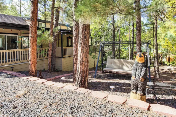 Pet-friendly Show Low Cabin w/ Trail Access!