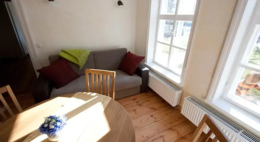 Allee Apartments