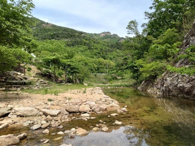 Sangjoo munjangdae healing house