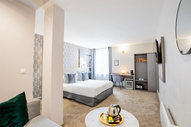 Double Suite