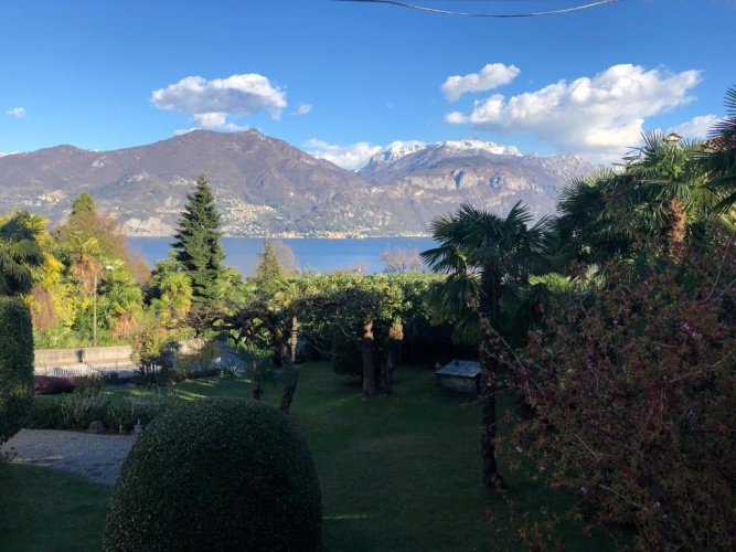 Standard Double room with lake view