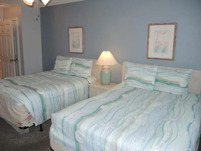 1203m 1 Bedroom Condo by Redawning