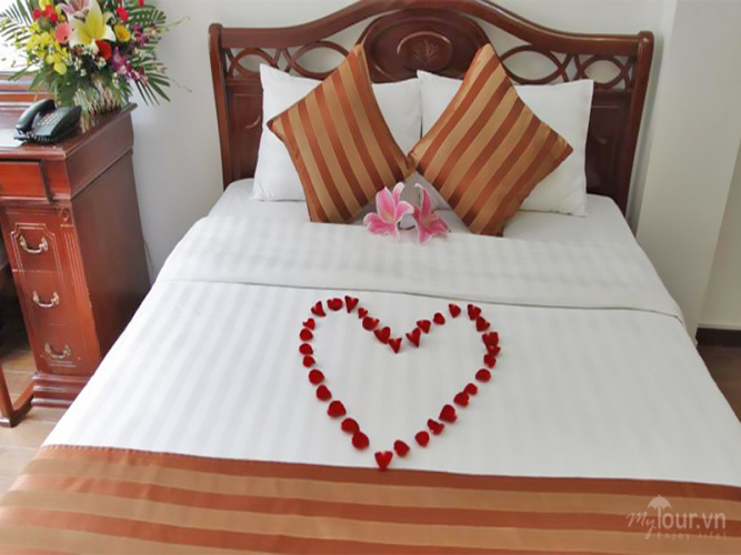 Standard Triple room