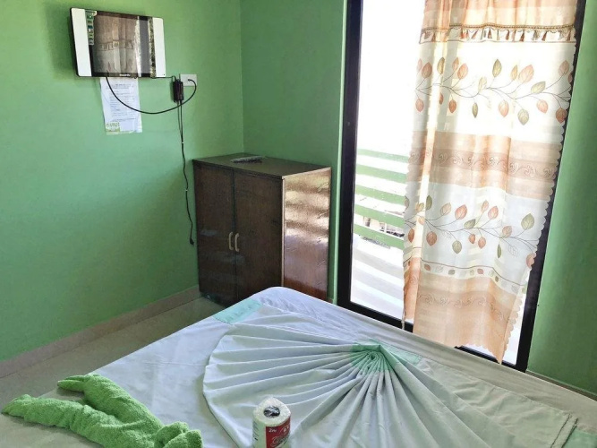 Apple Nine Hotel