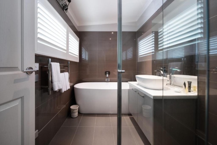 2 Bedrooms Cottage