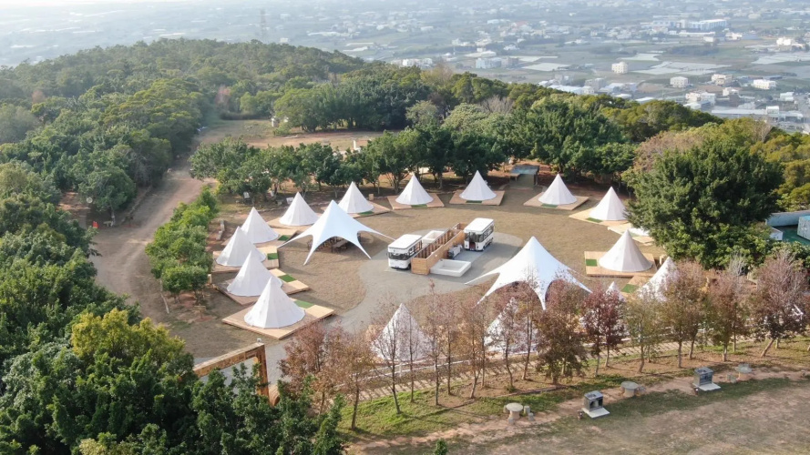 ALIVE Glamping Base