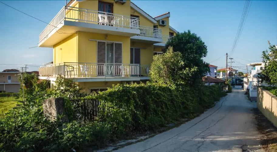 Argassi Apartments