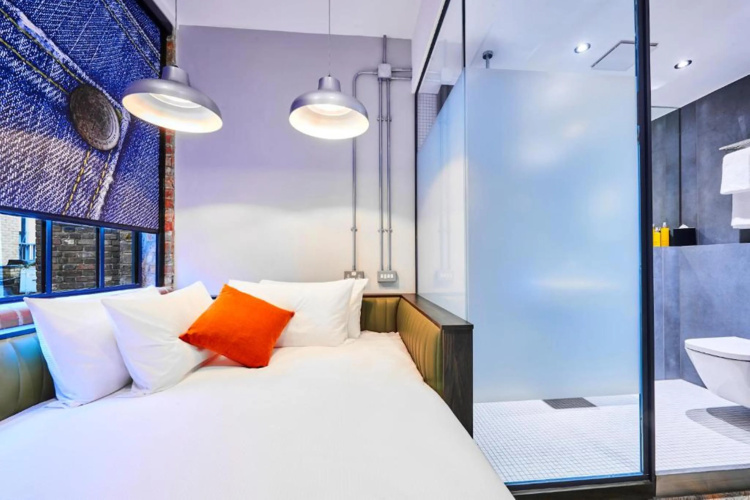New Road Hotel