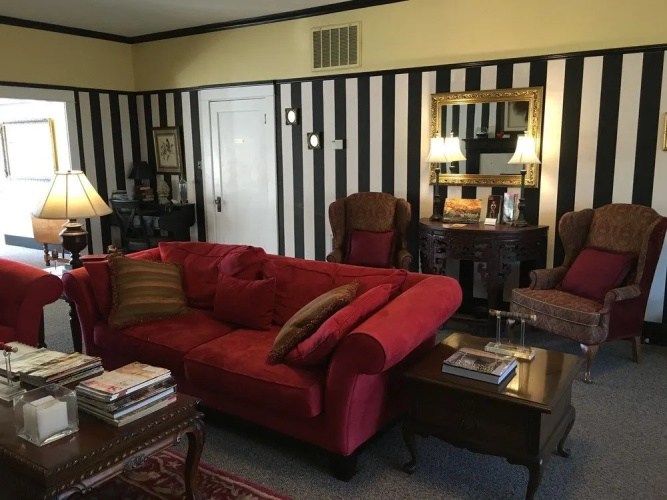 Bayberry Inn