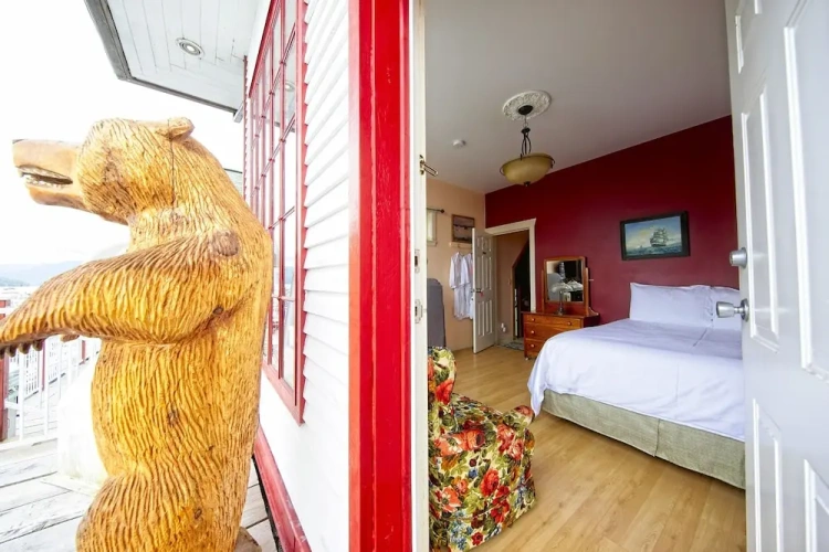 Standard room with view
