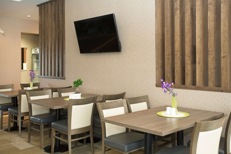Wingate by Wyndham Calgary Airport photo 16