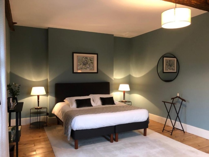 Suite with garden view