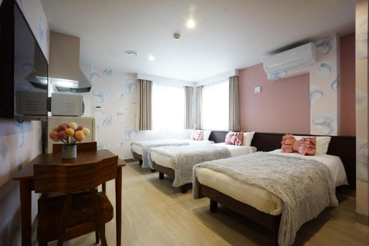 Deluxe Triple room